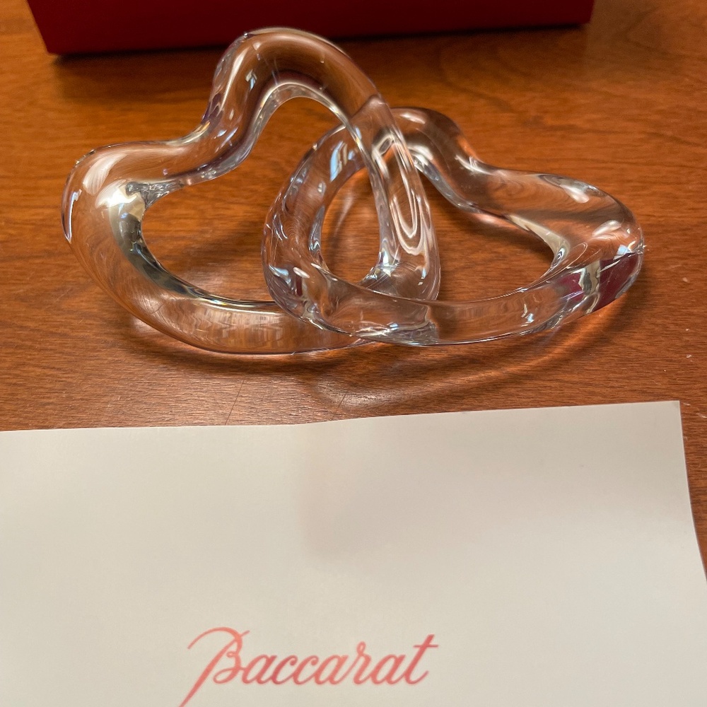 Baccarat Entwined Hearts - Picture 2 of 5